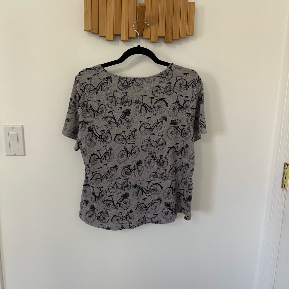 Anthropologie Gray Bicycle Print Short Sleeve Top, Size L - Picture 2 of 5